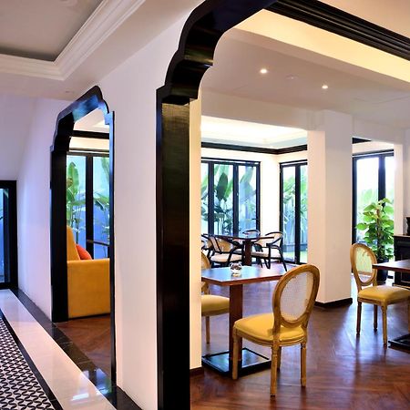 Hotel The Leith George Town Esterno foto