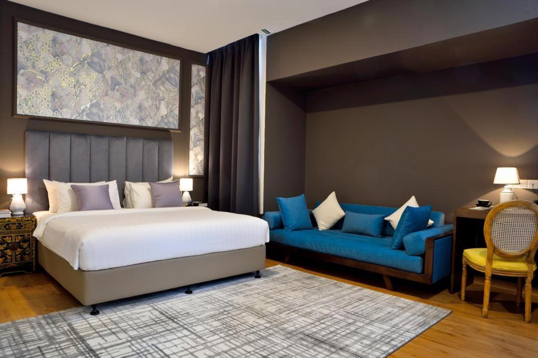 Hotel The Leith George Town Esterno foto