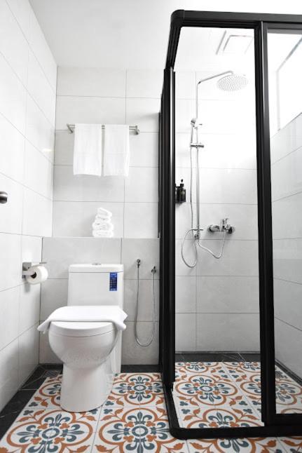 Hotel The Leith George Town Esterno foto