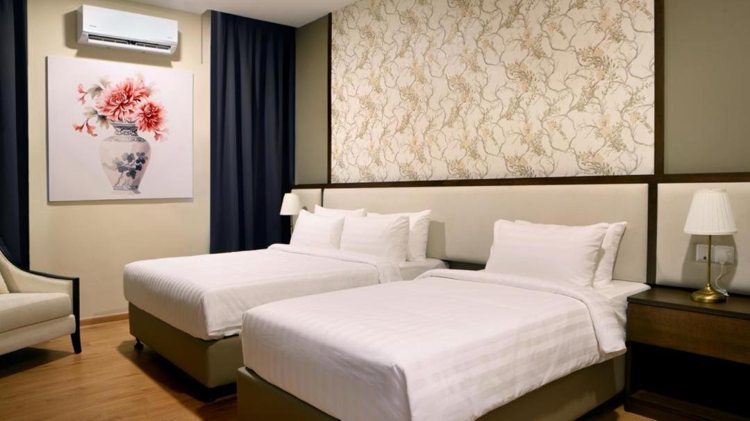Hotel The Leith George Town Esterno foto